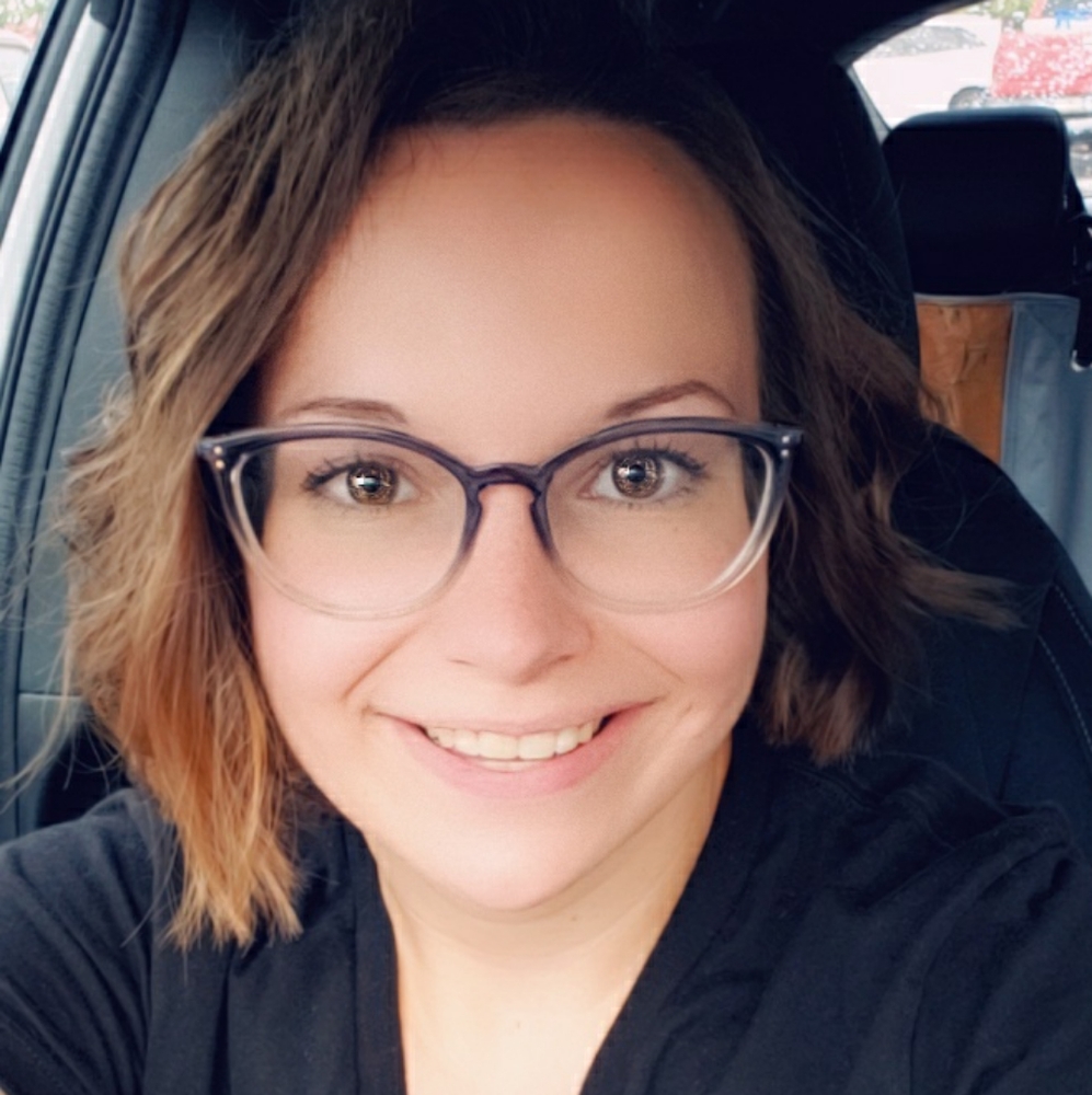 Meet your Posher, Lauren